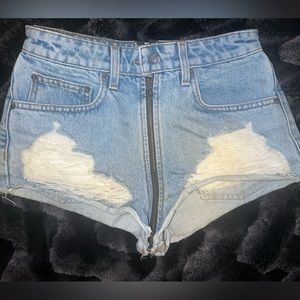 Carmar shorts size 25